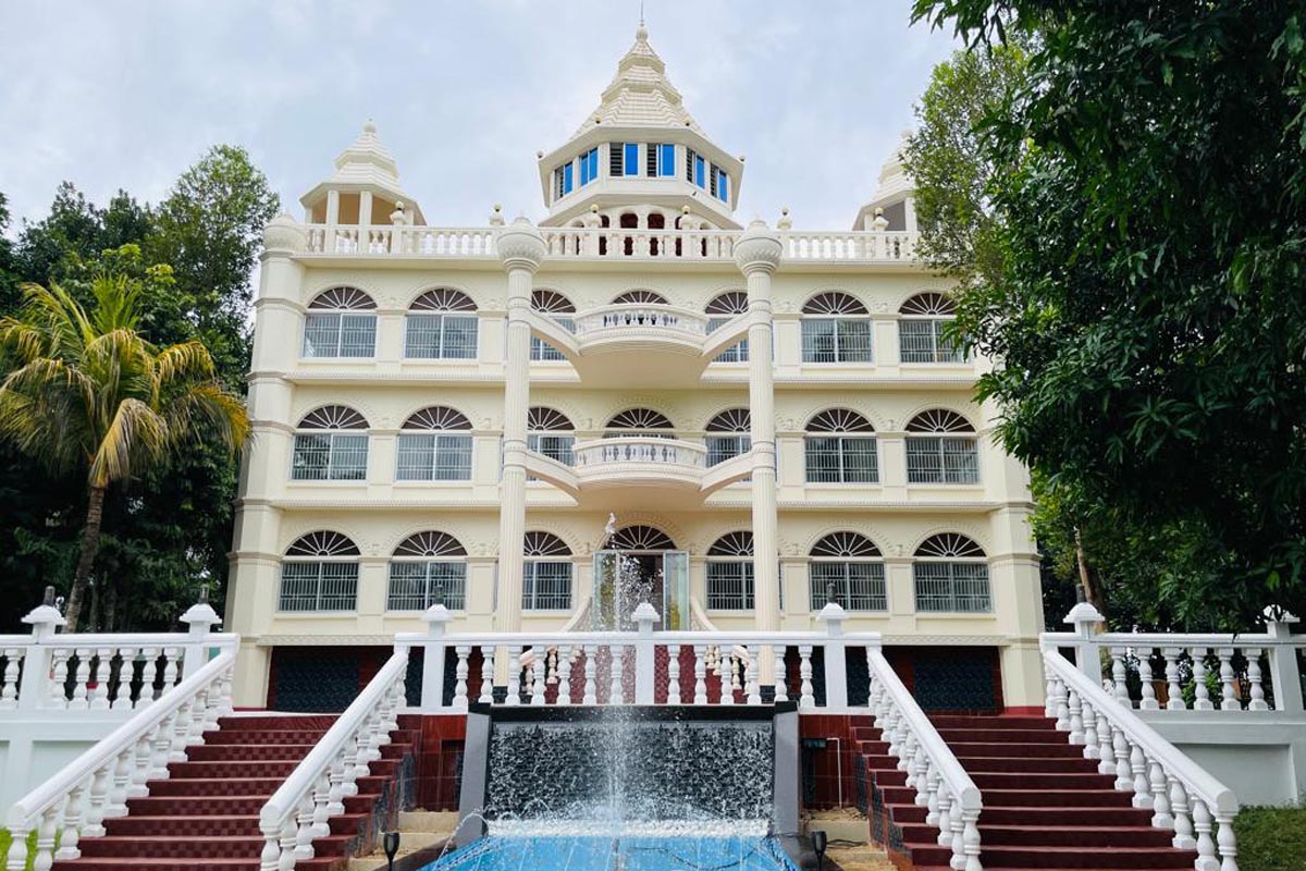 The Grand Hill Taj